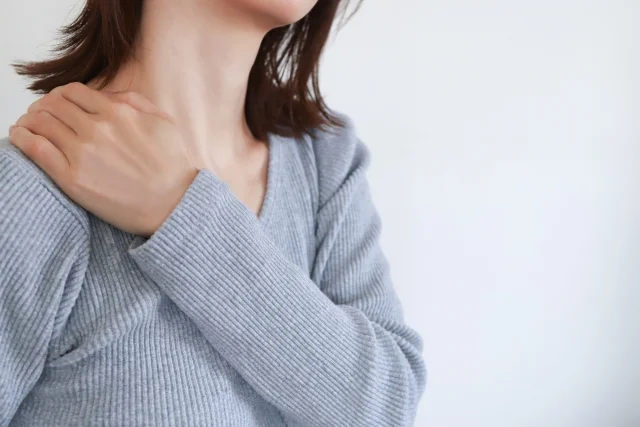 肩の痛み・四十肩・五十肩のイメージ画像